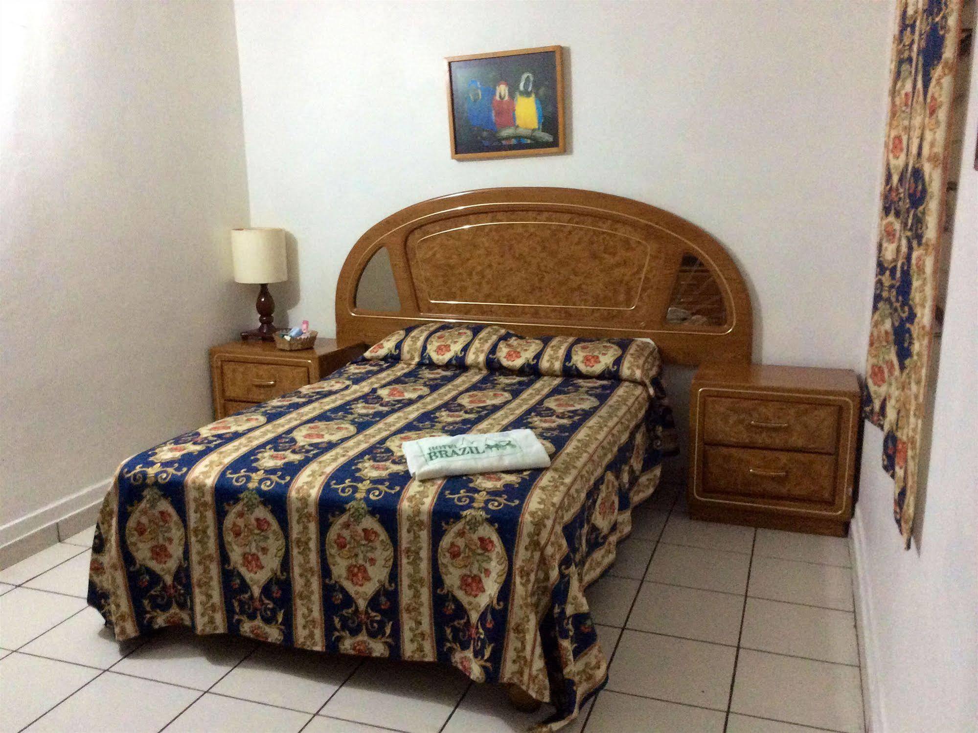 Oyo Hotel Brazil,Guadalajara,Estadio Jalisco מראה חיצוני תמונה