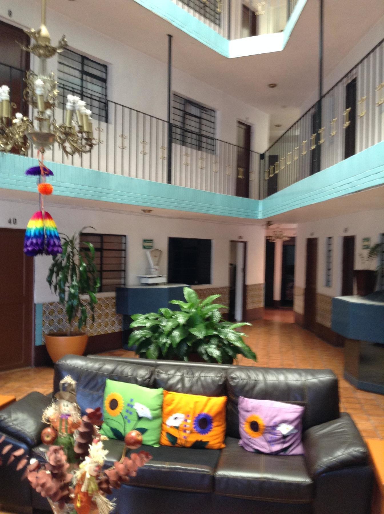 Oyo Hotel Brazil,Guadalajara,Estadio Jalisco מראה חיצוני תמונה